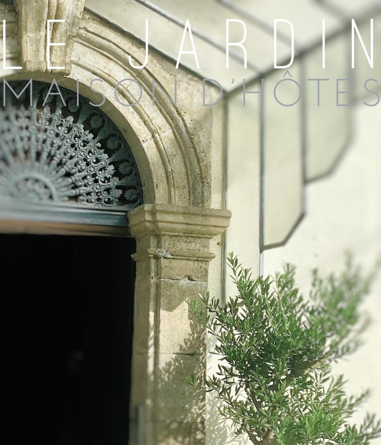 Le Jardin Hotel Aspiran Exterior photo